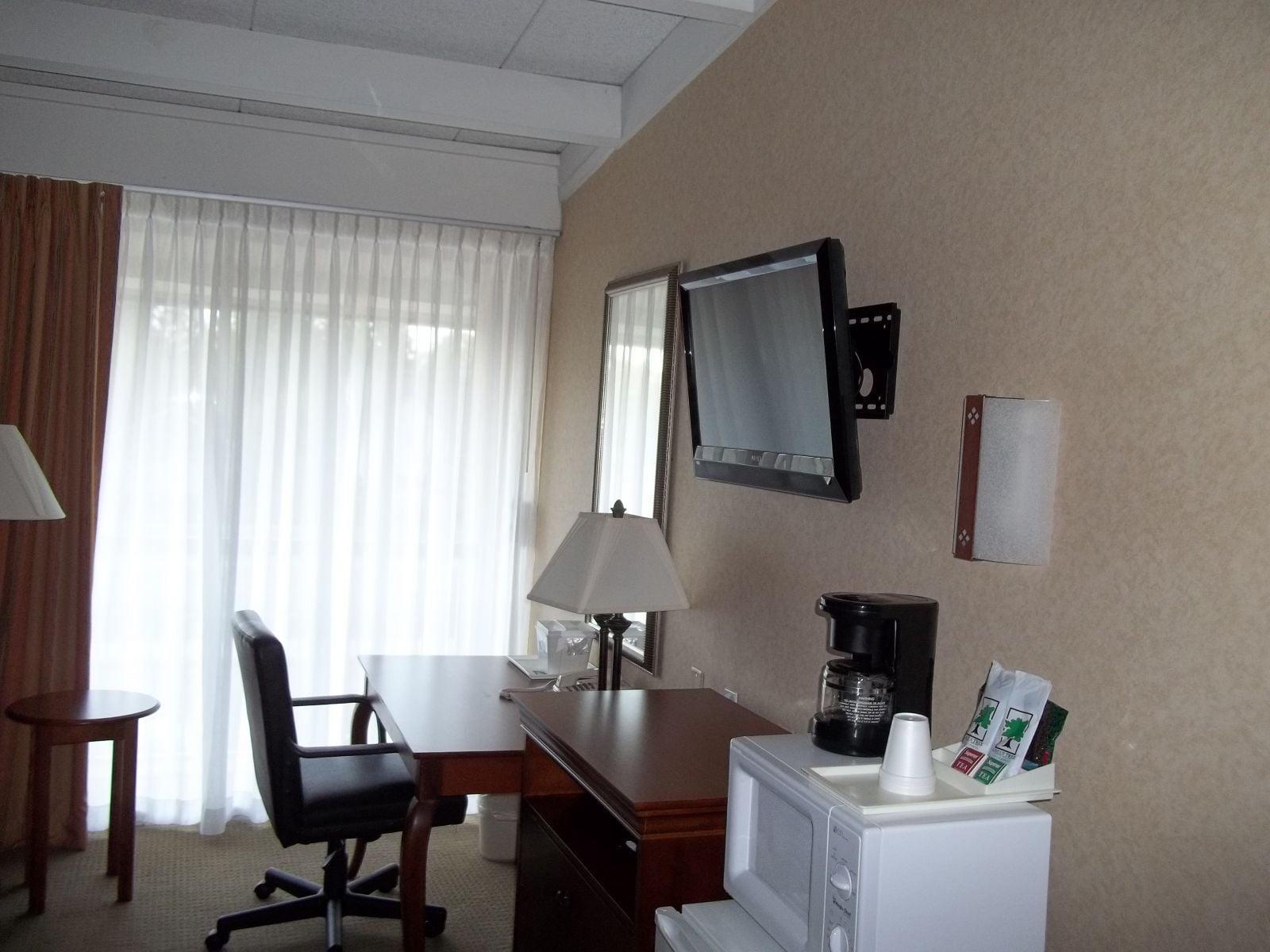 Howard Johnson By Wyndham Toms River Esterno foto
